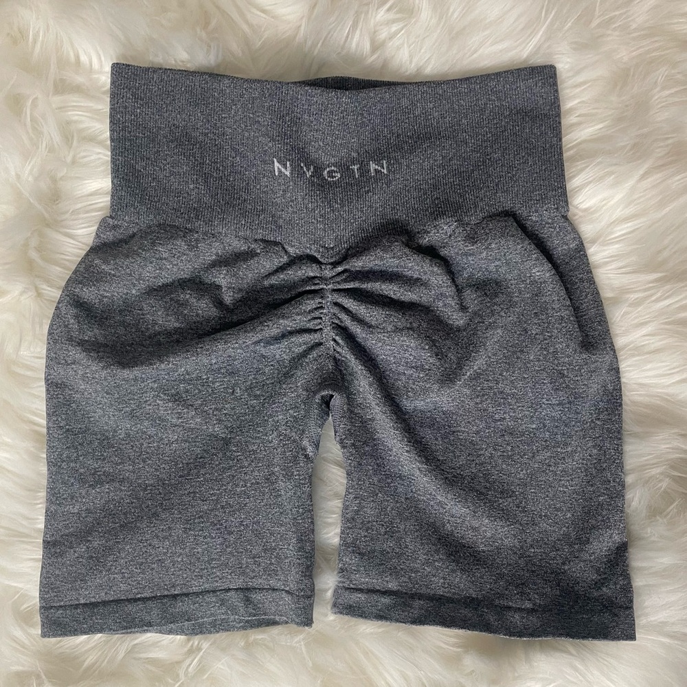 NVGTN Women's Grey Scrunch Seamless  Shorts